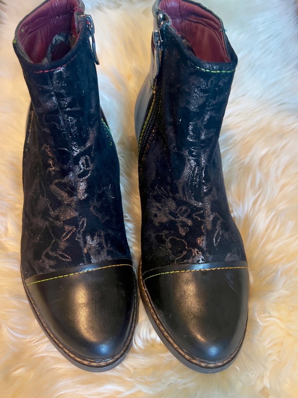 L'Artiste by Spring Step Socute Black Floral Metallic Leather Boots Size 39
